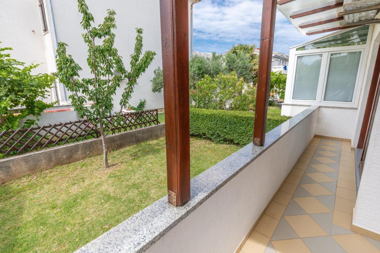 Apartman Lana Baška Esterno foto
